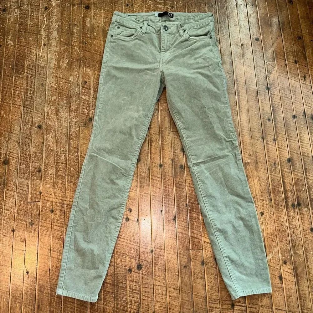 Kut from the Kloth 6 Fab AB skinny green corduroy high waist pants
